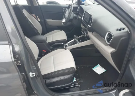 2025 Hyundai Venue Sel z USA, uszkodzony, nr VIN KMHRC8A37SU370665